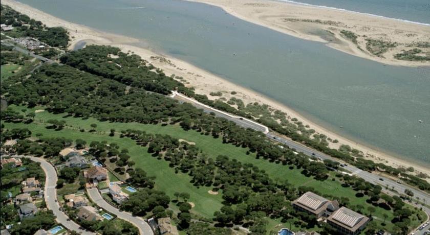  Nuevo Portil Golfhotel
