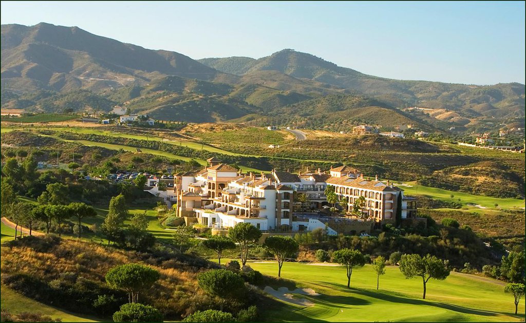 La Cala Resort